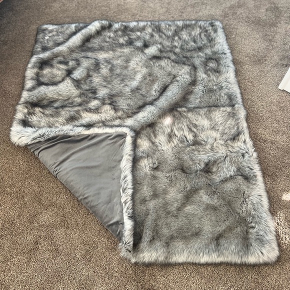 Restoration Hardware Bedding Restoration Hardware Faux Fur Throw